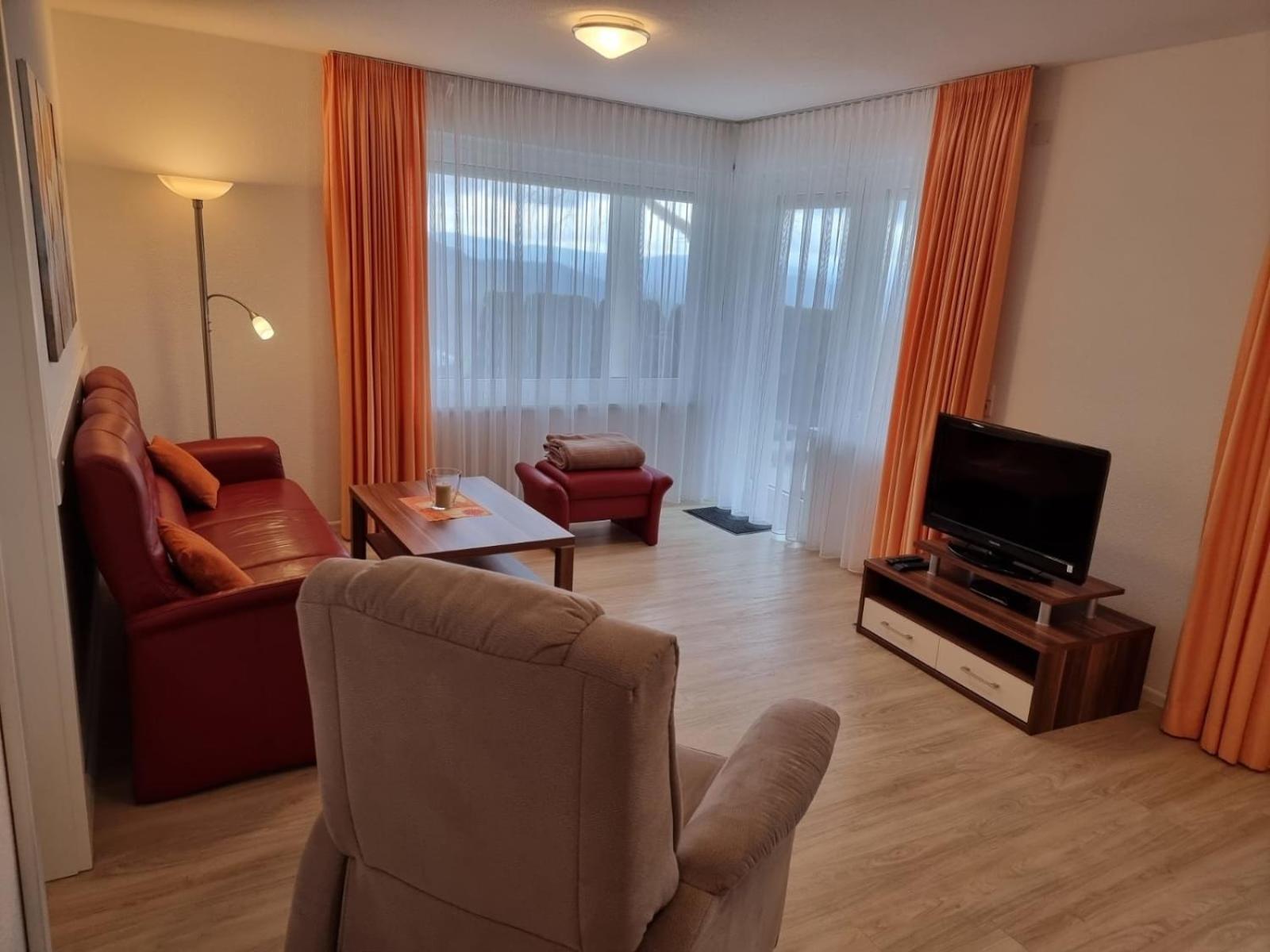 "Schwarzwaldblick" Ferienwohnung 2-4 Pers 65Qm, Schoene Ruhige Suedhanglage Mit Herrl Aussicht Тодтнау Экстерьер фото